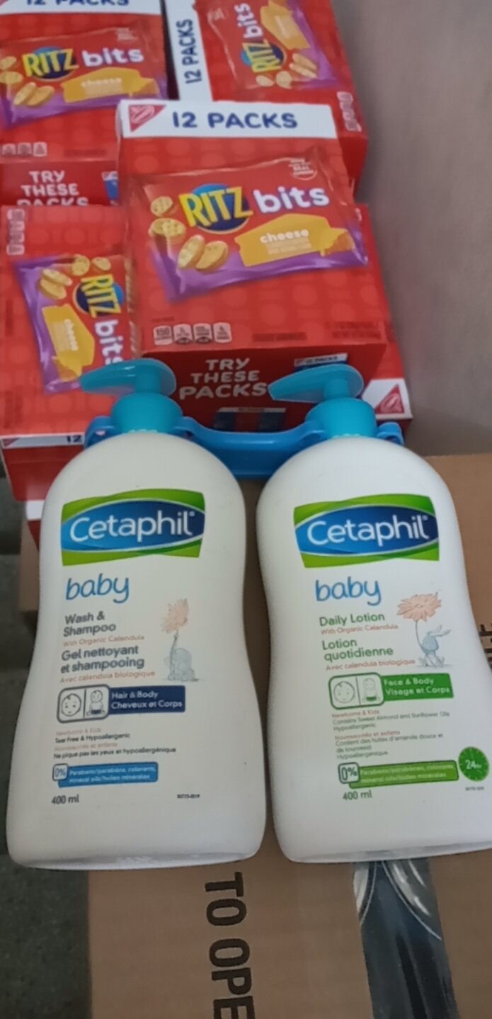 (Hàng air Canada) Sữa tắm gội organic Baby Cetaphil hương hoa cúc 399ml