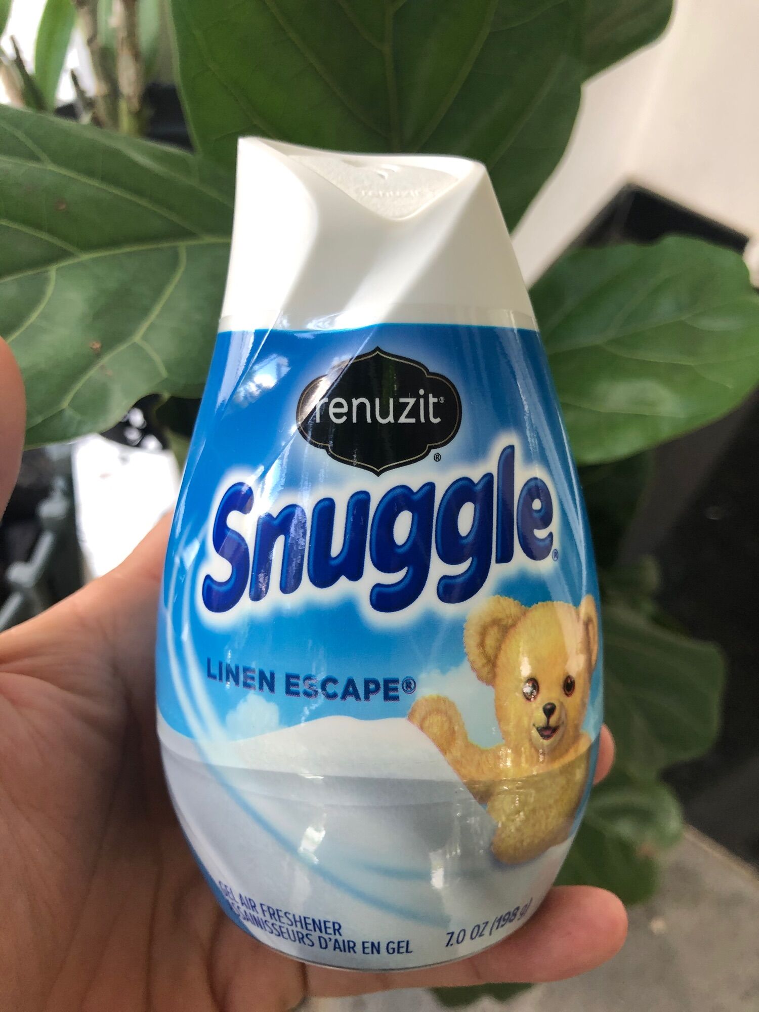 Sáp thơm khử mùi Mỹ Renuzit Snuggle Linen Escape