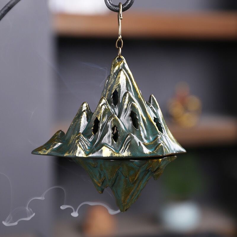 Lư đốt trầm trang trí thác khói