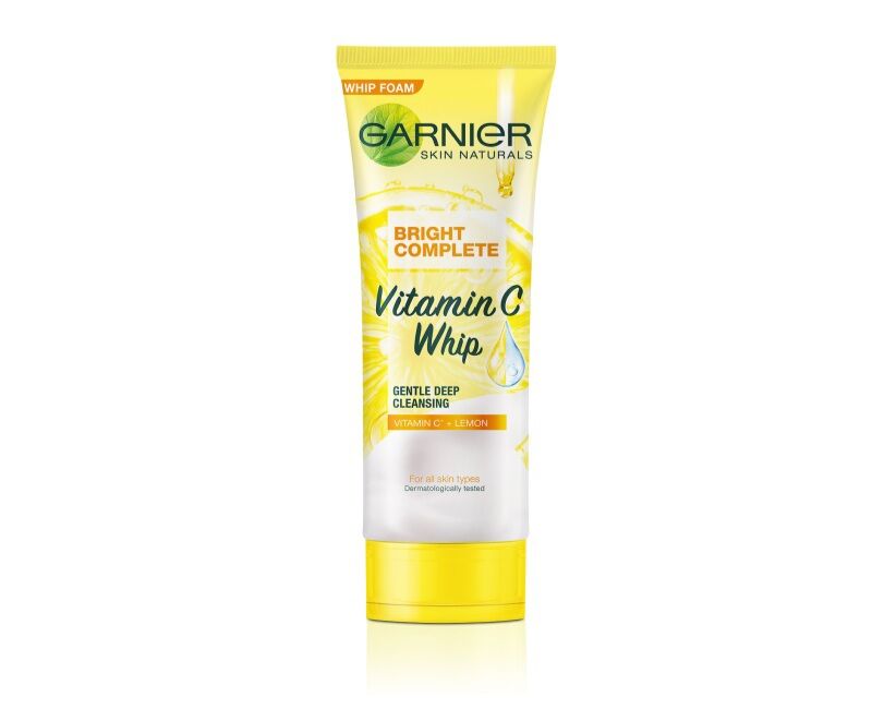 Sữa rửa mặt sáng da Garnier Bright Complete 100ml
