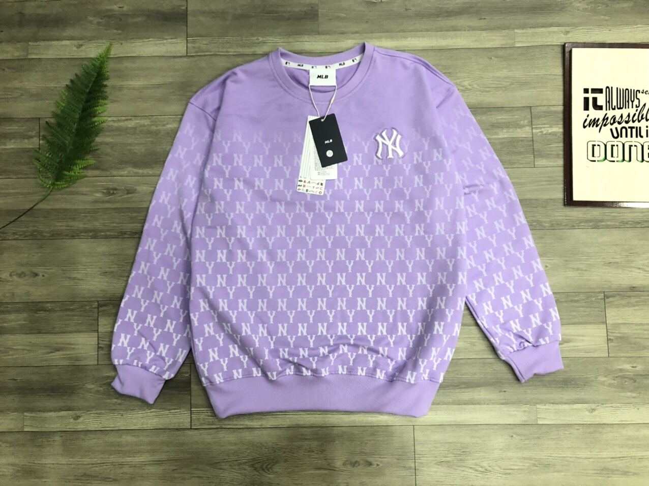 sweater mono mlb họa tiết mạng nhện