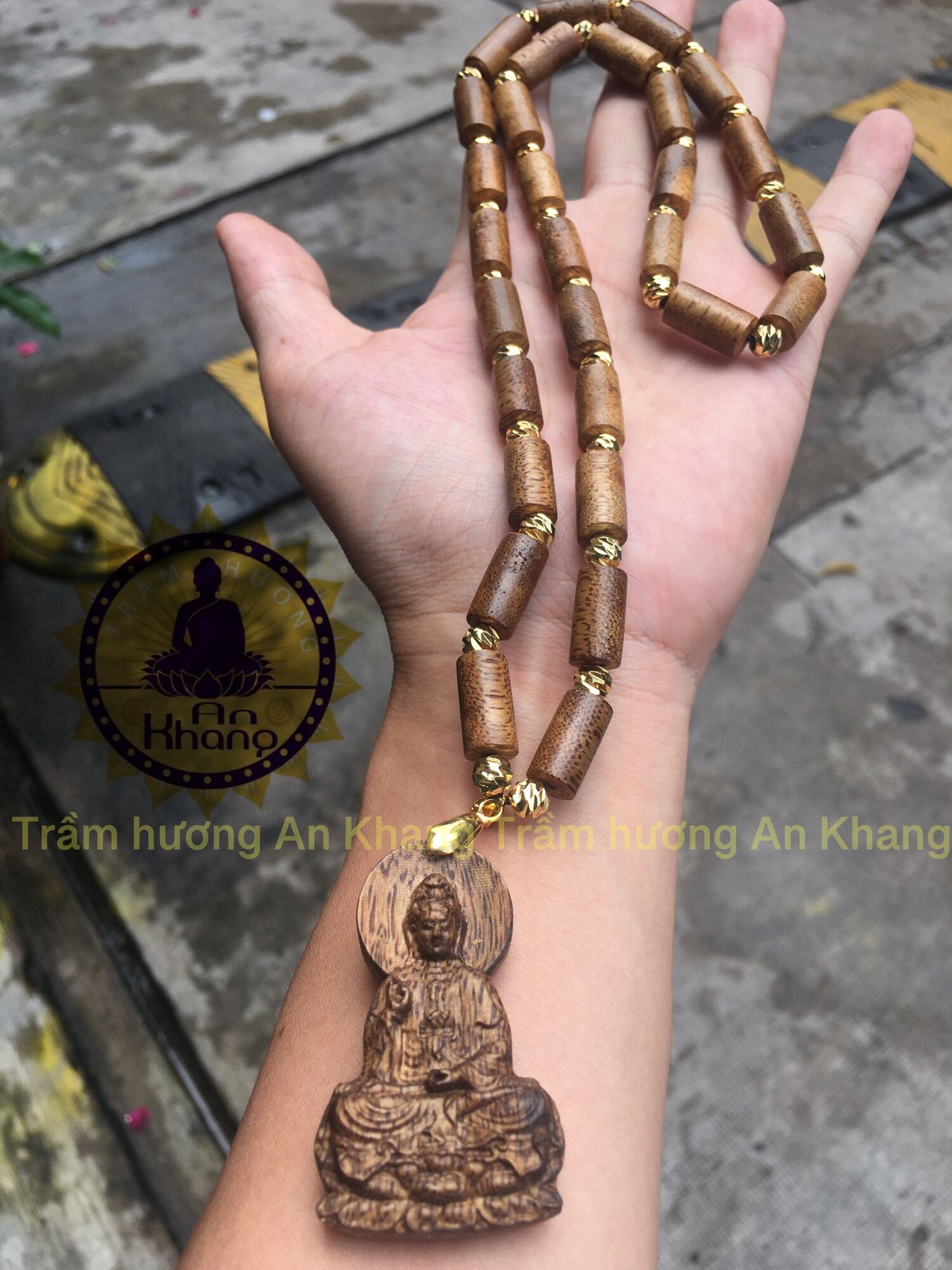Dây chuyền trầm hương tốc tự nhiên