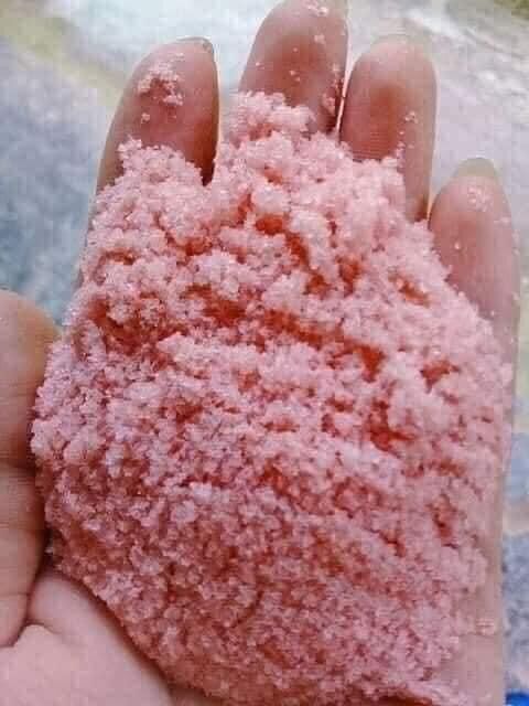 KEM ĐÁNH RĂNG SPARKLE MUỐI HỒNG HIMALAYAN THÁI LAN