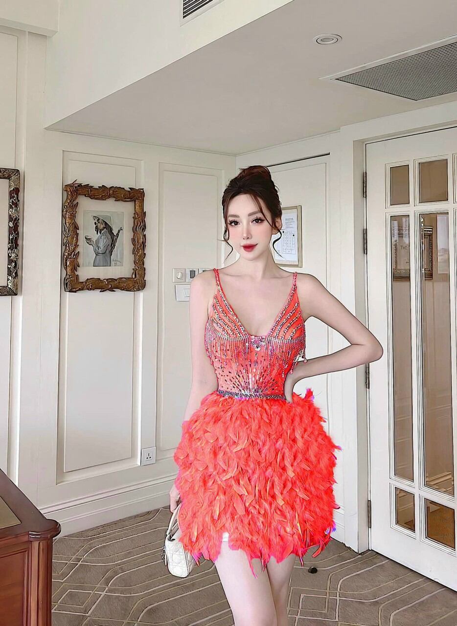 ĐẦM BODY PHỐI ĐÁ TUA RUA