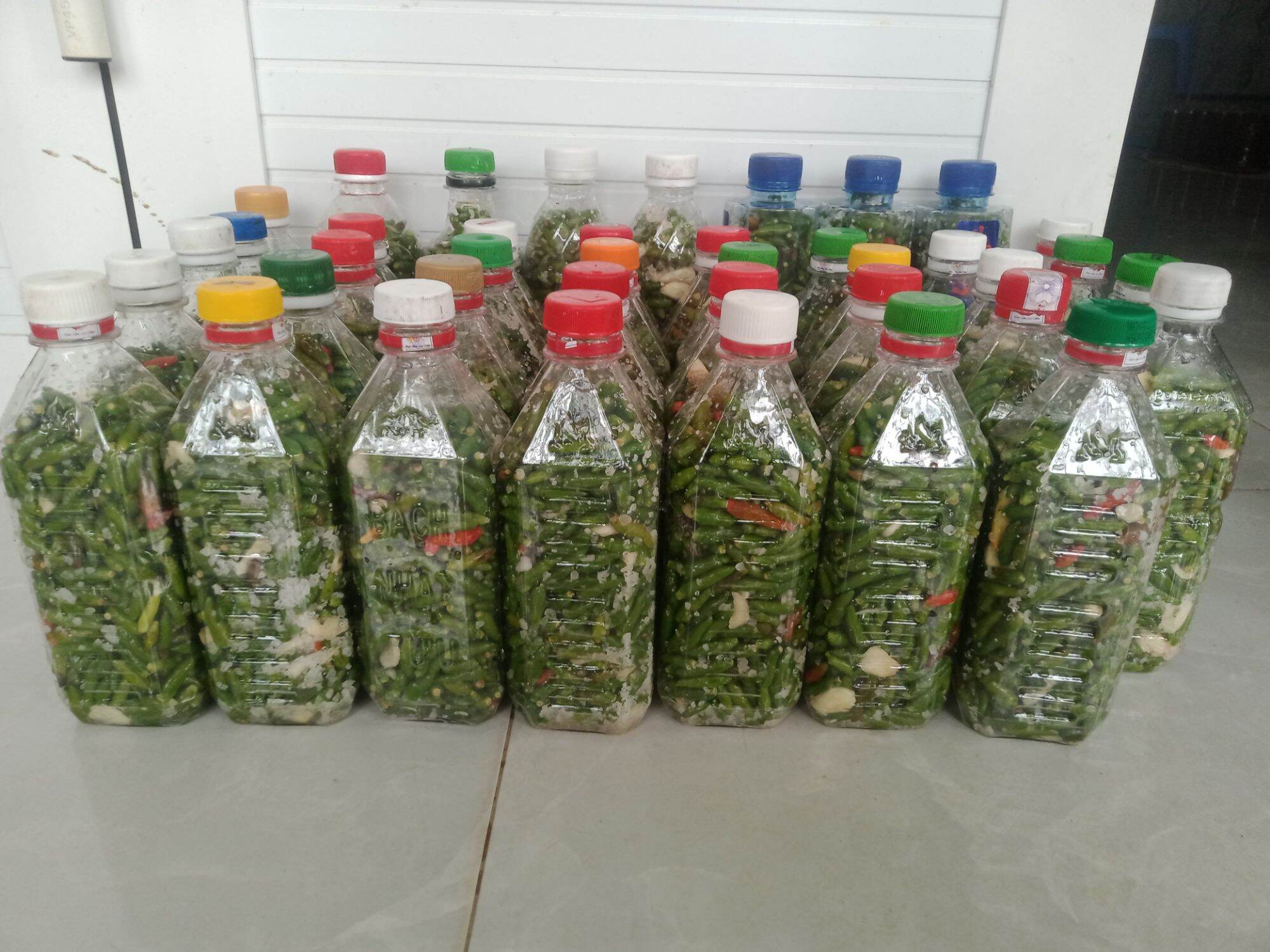 Ớt thóc sóc muối 120k/2 chai