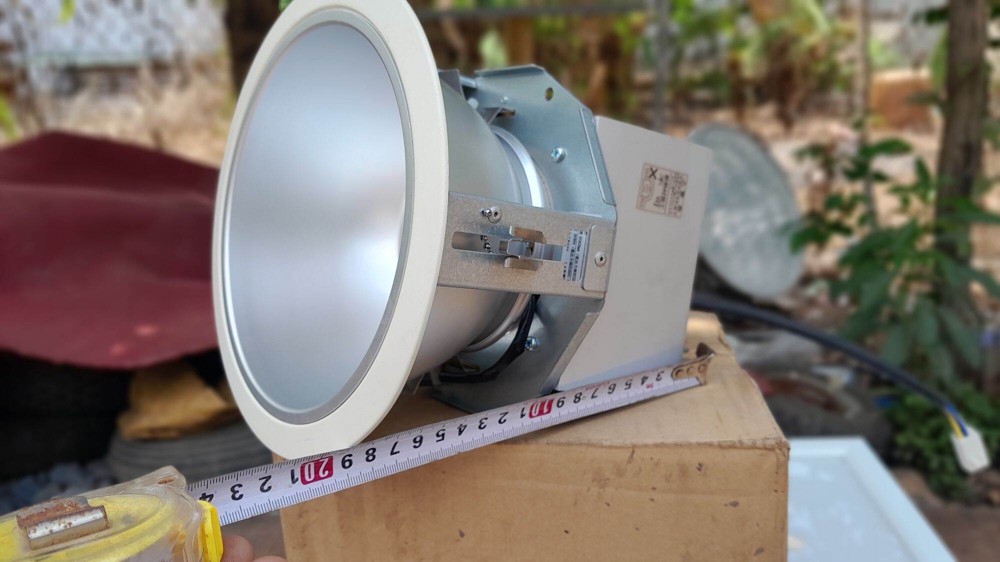 led âm trần nhật bản