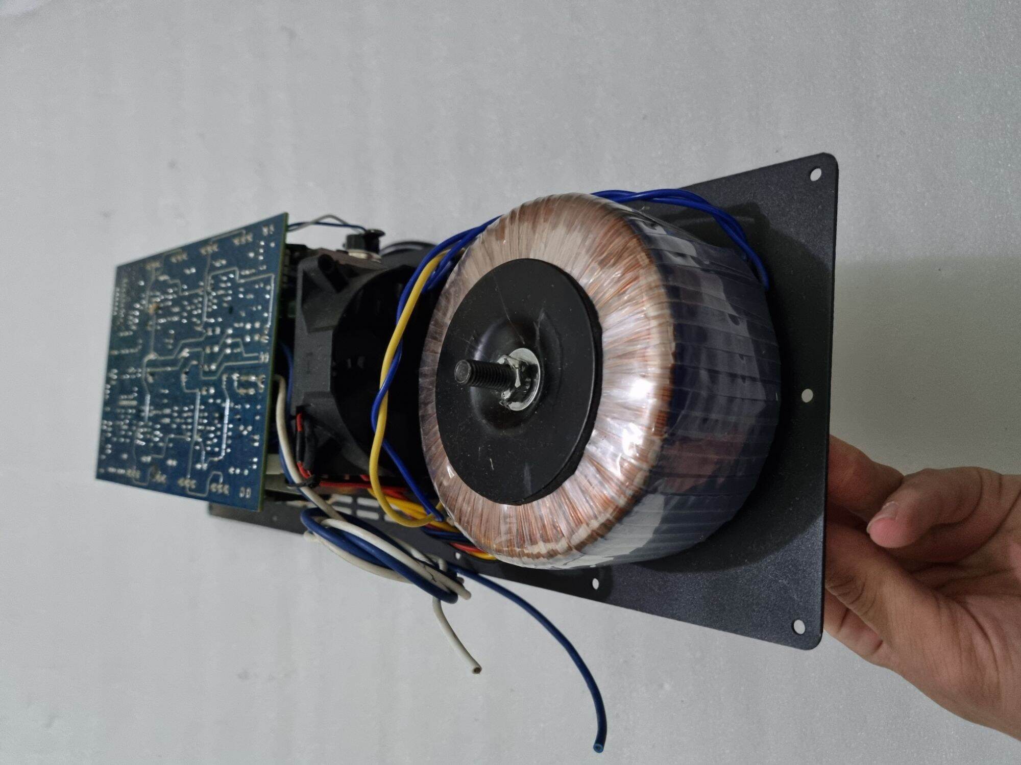 Mạch  sub điện 8 sò  lớn đánh  sub 40 50 coil 100