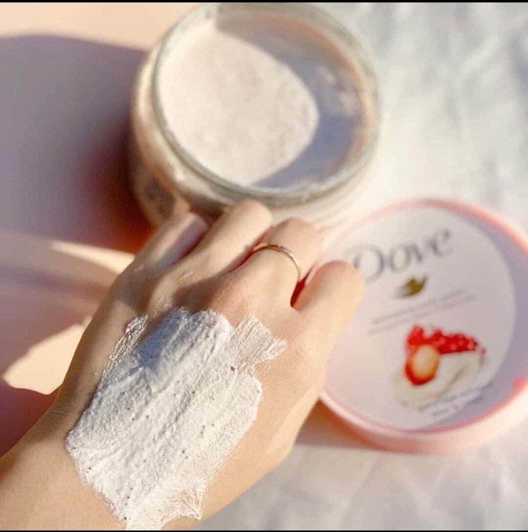 Kem tắm tẩy da chết Dove Cream Dusch Peeling bản Đức 225ml
