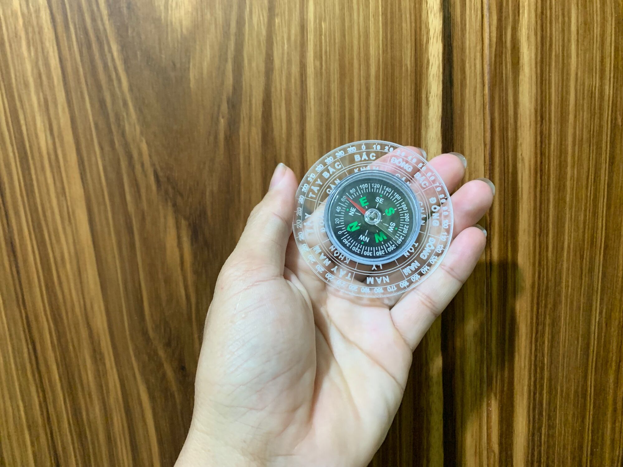 La bàn phong thủy MINI Cầm tay nhỏ gọn.