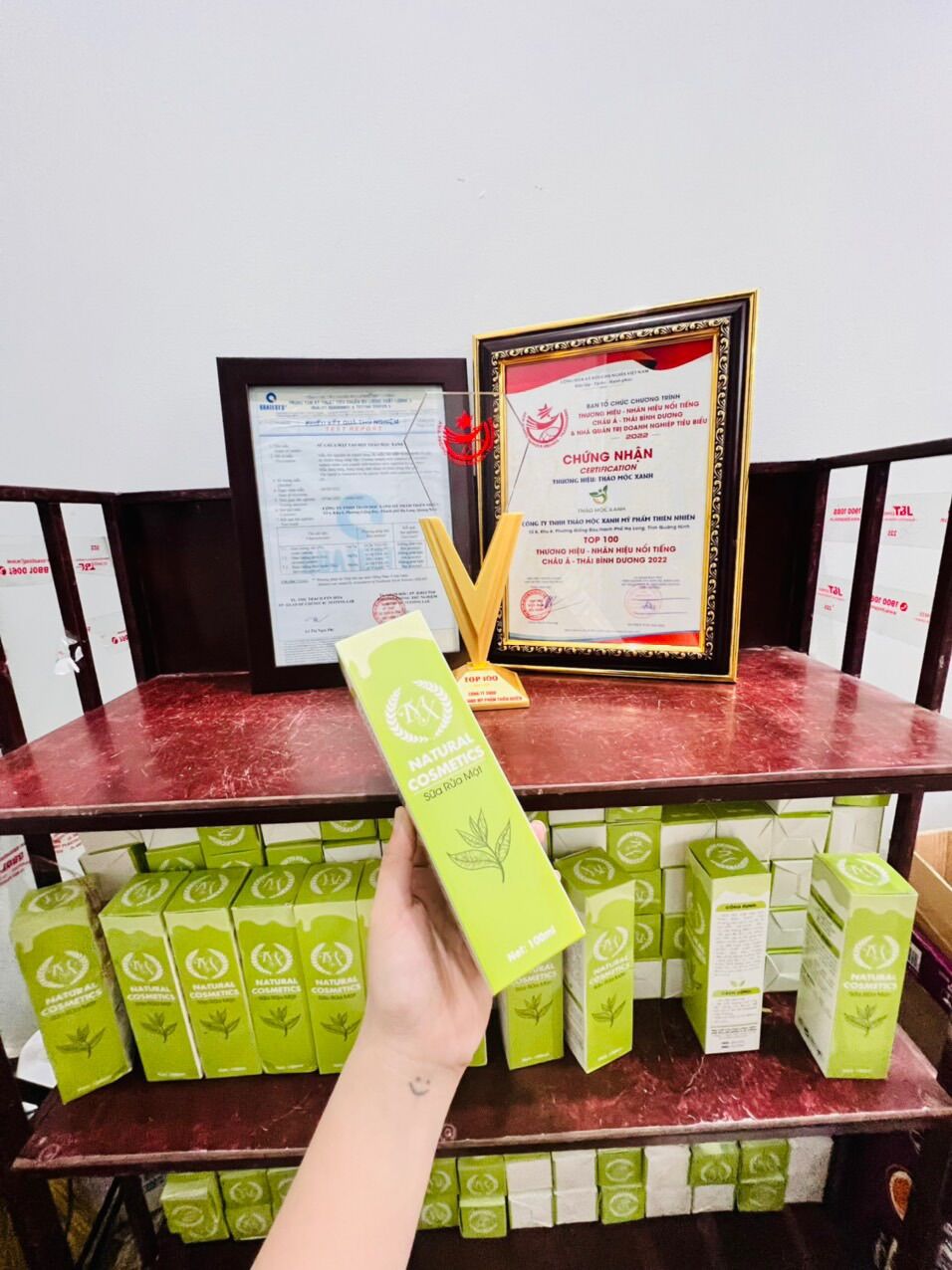 Sữa Rửa Mặt Thảo Mộc Xanh 3 in 1