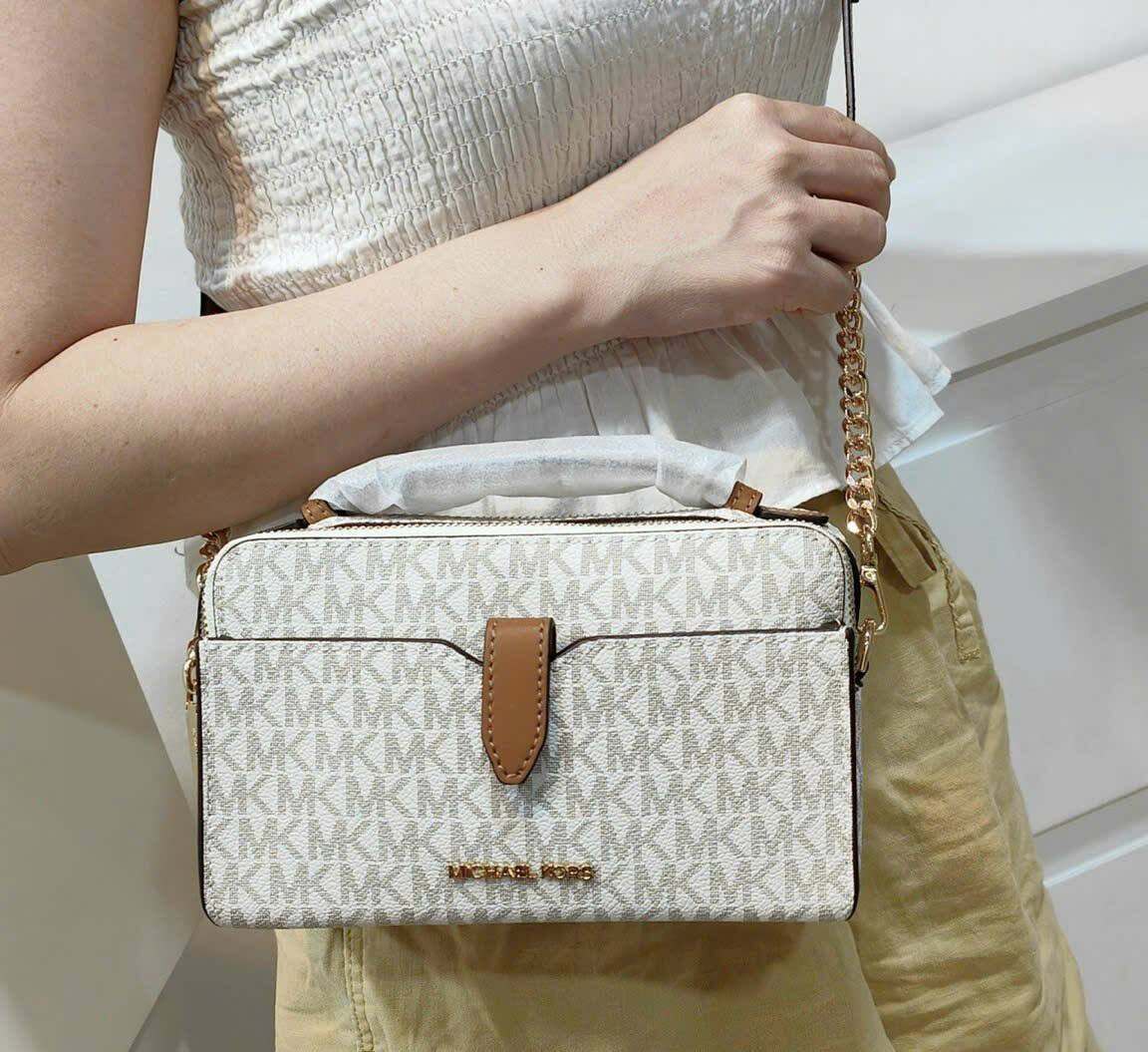 NEW MICHAEL KORS  JET SET ITEM MEDIUM DOUBLE ZIP PHONE  ✨đeo chéo sang chảnh