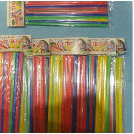 Que tính nhựa học toán cho bé