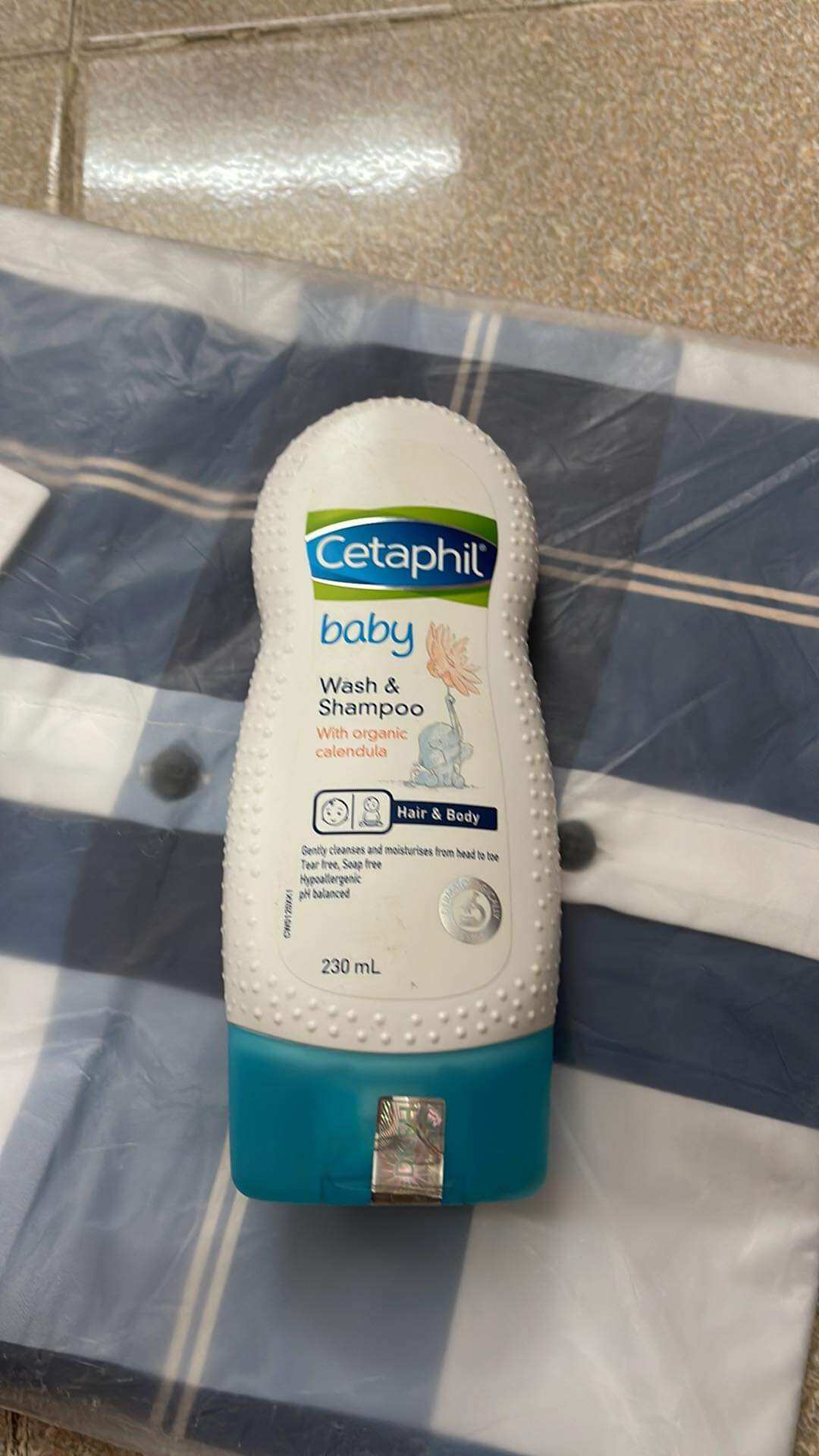 Tắm gội cho bé Cetaphil 230ml