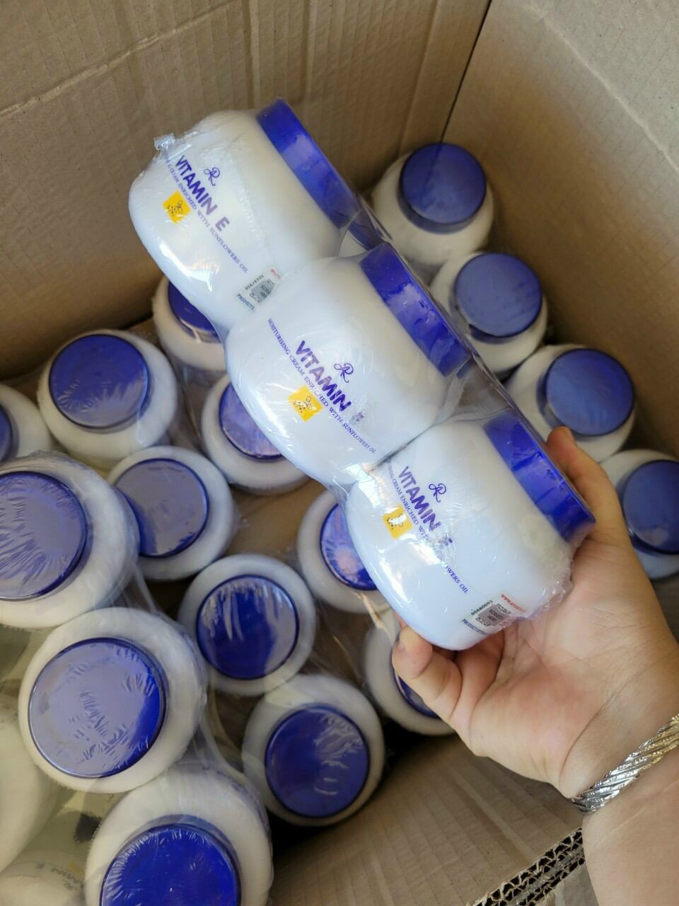 kem Vitamin e Thailand