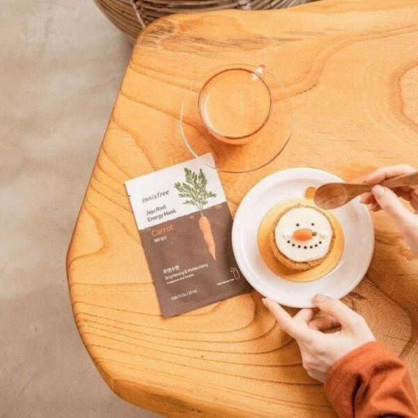 Mặt nạ Innisfree carrot
