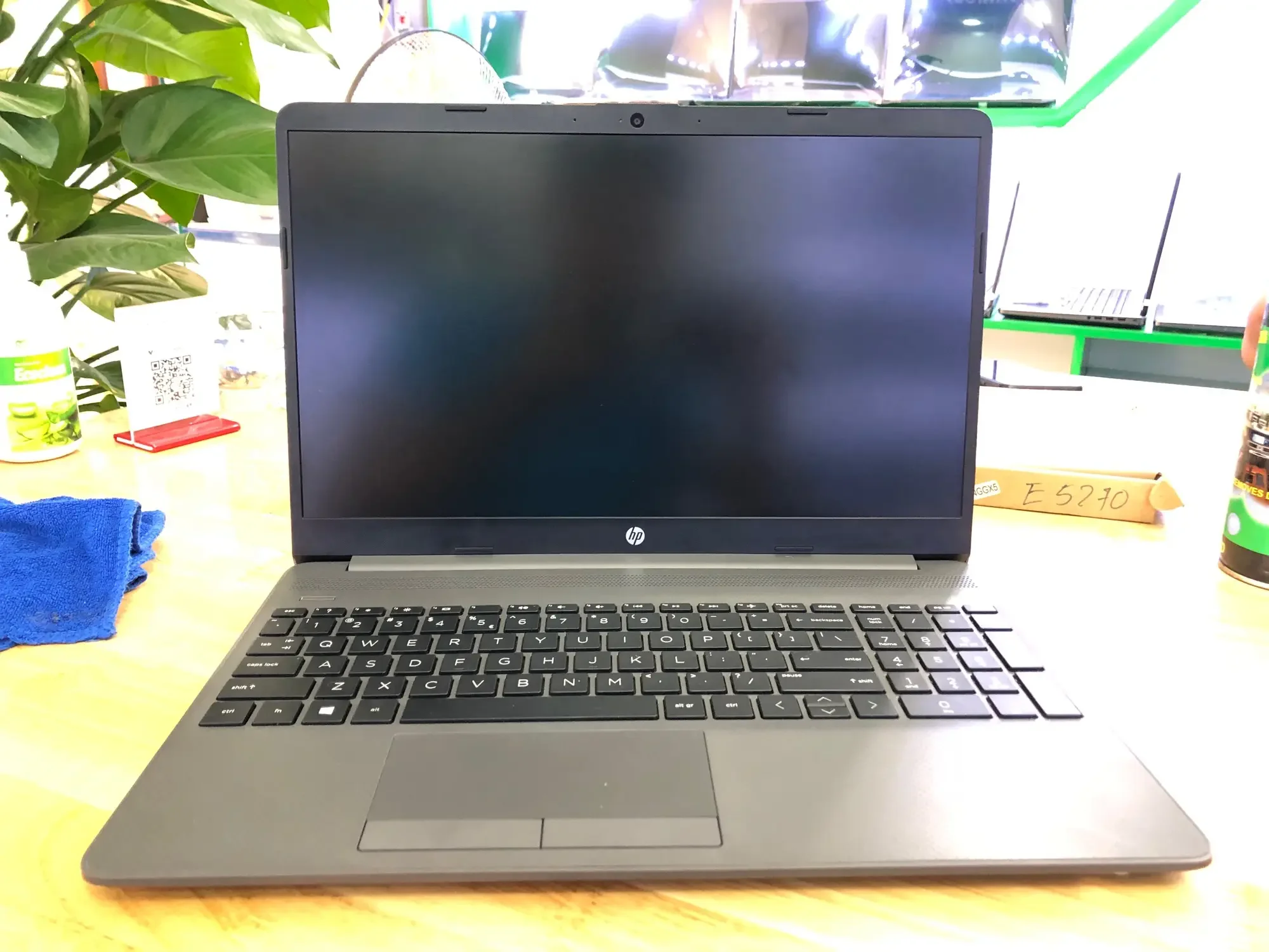 Laptop HP 250 G8 hàng đẹp 9x % năm sx 202010800