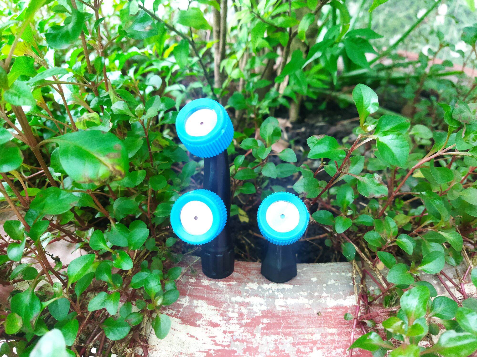 Combo 2 bộ béc phun thuốc trừ sâu .
