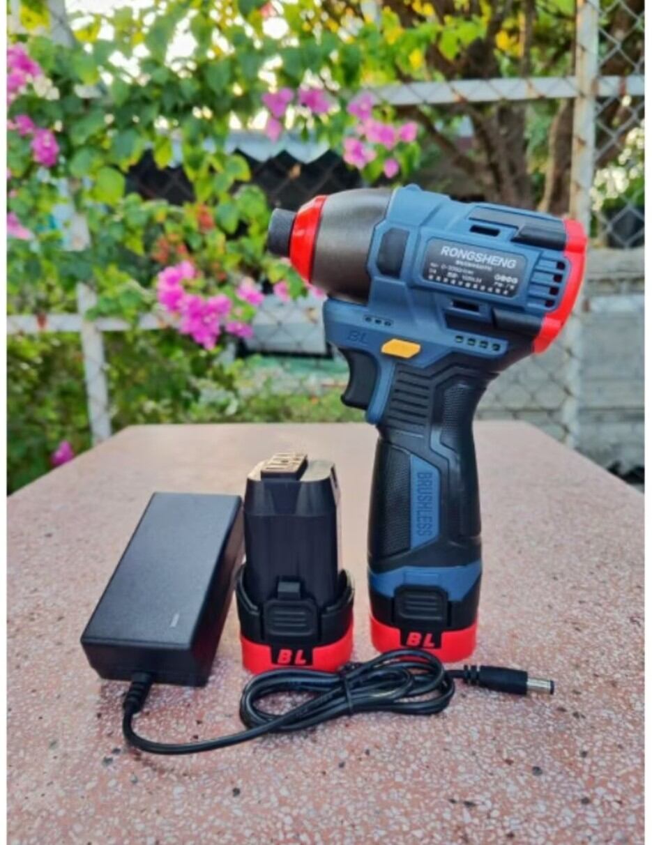 máy bắn vít có búa 16.8v, hàng nội địa. Sản phẩm không có hộp nhựa