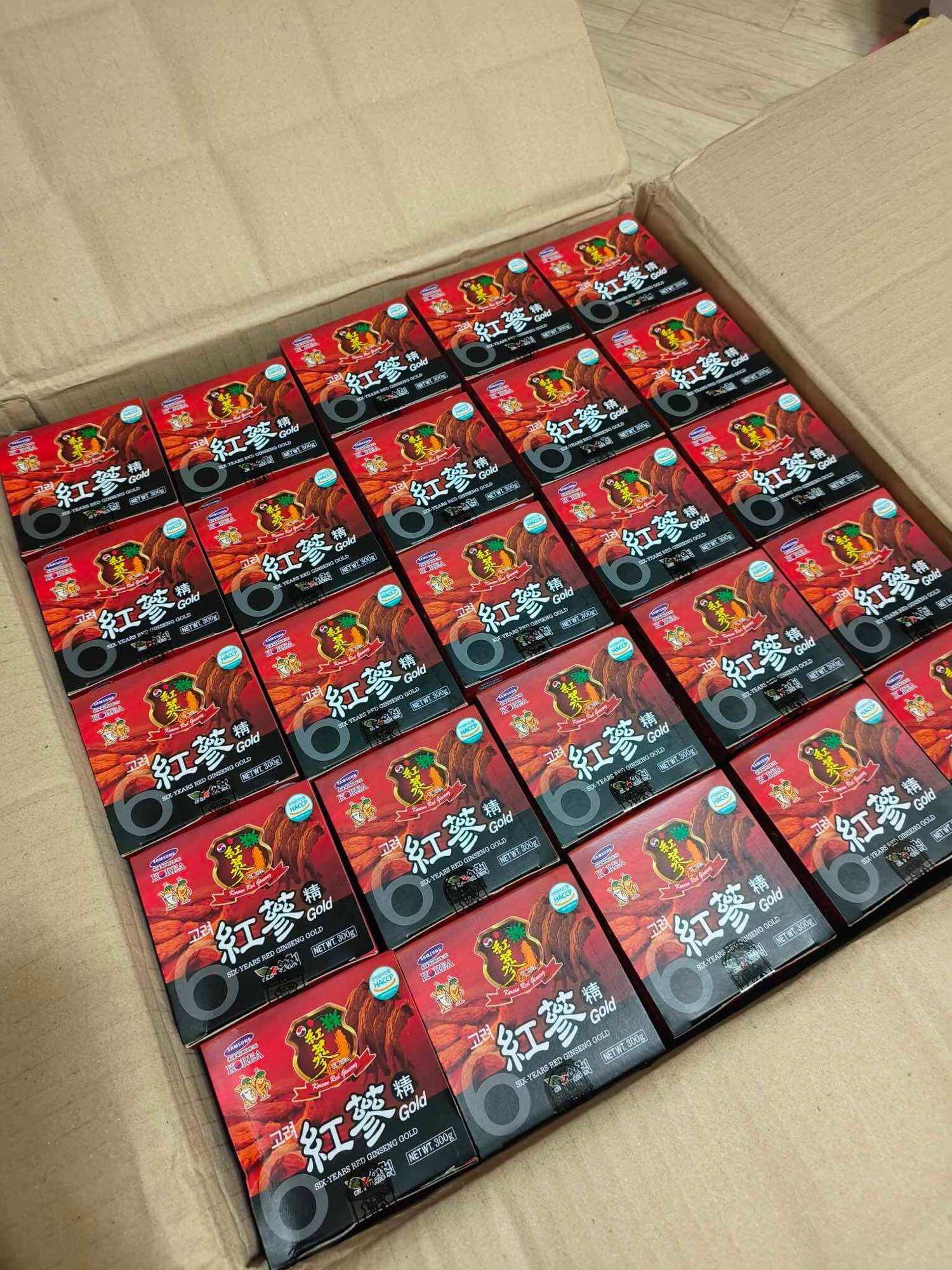 Cao hồng sâm 300g xách tay Hàn Quốc