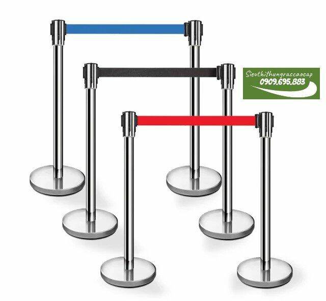 Cột chắn tạo lối đi và dây dài 2m