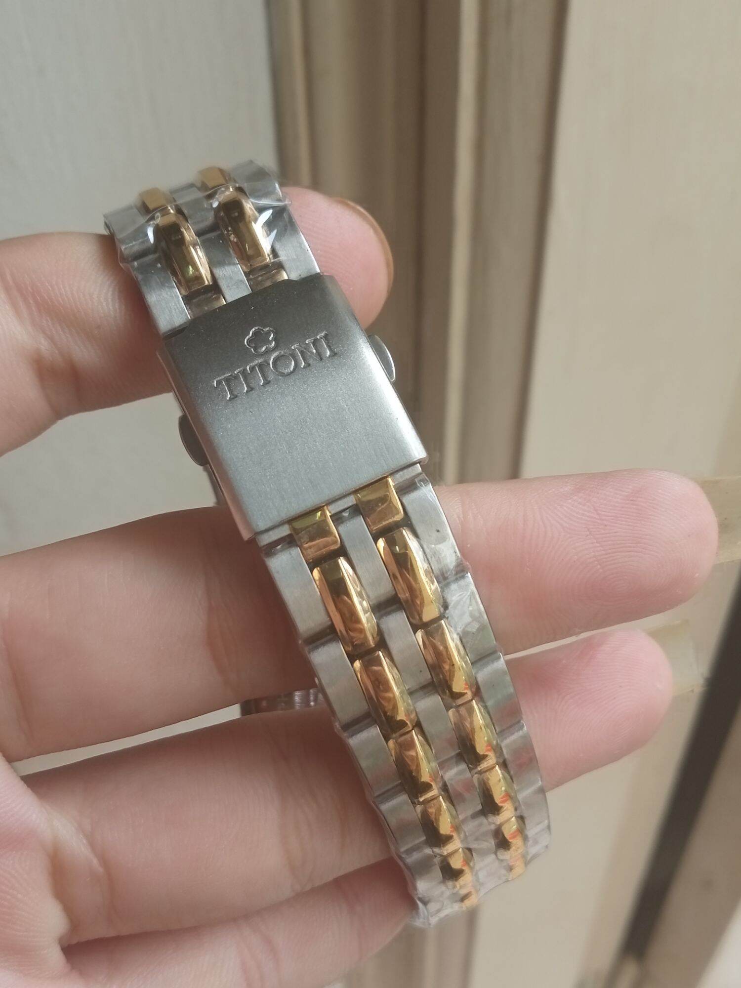 Đồng hồ nam titoni máy thụy Sỹ
