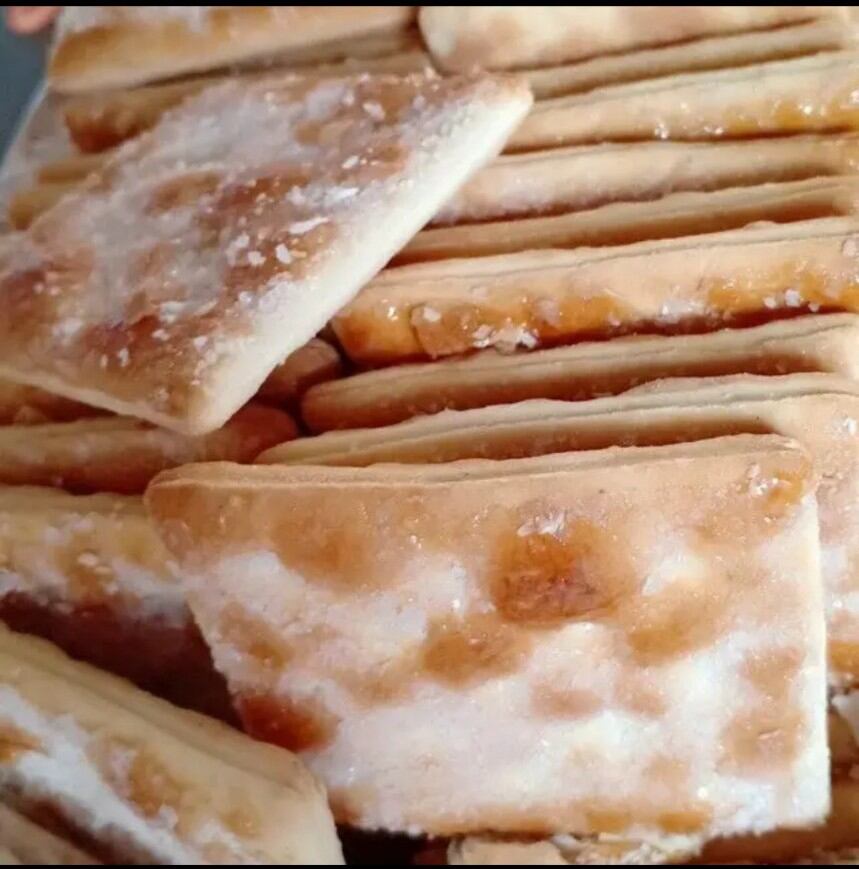 Bánh lạt đường vuông Túi zip 300gram (Bánh tuổi thơ)