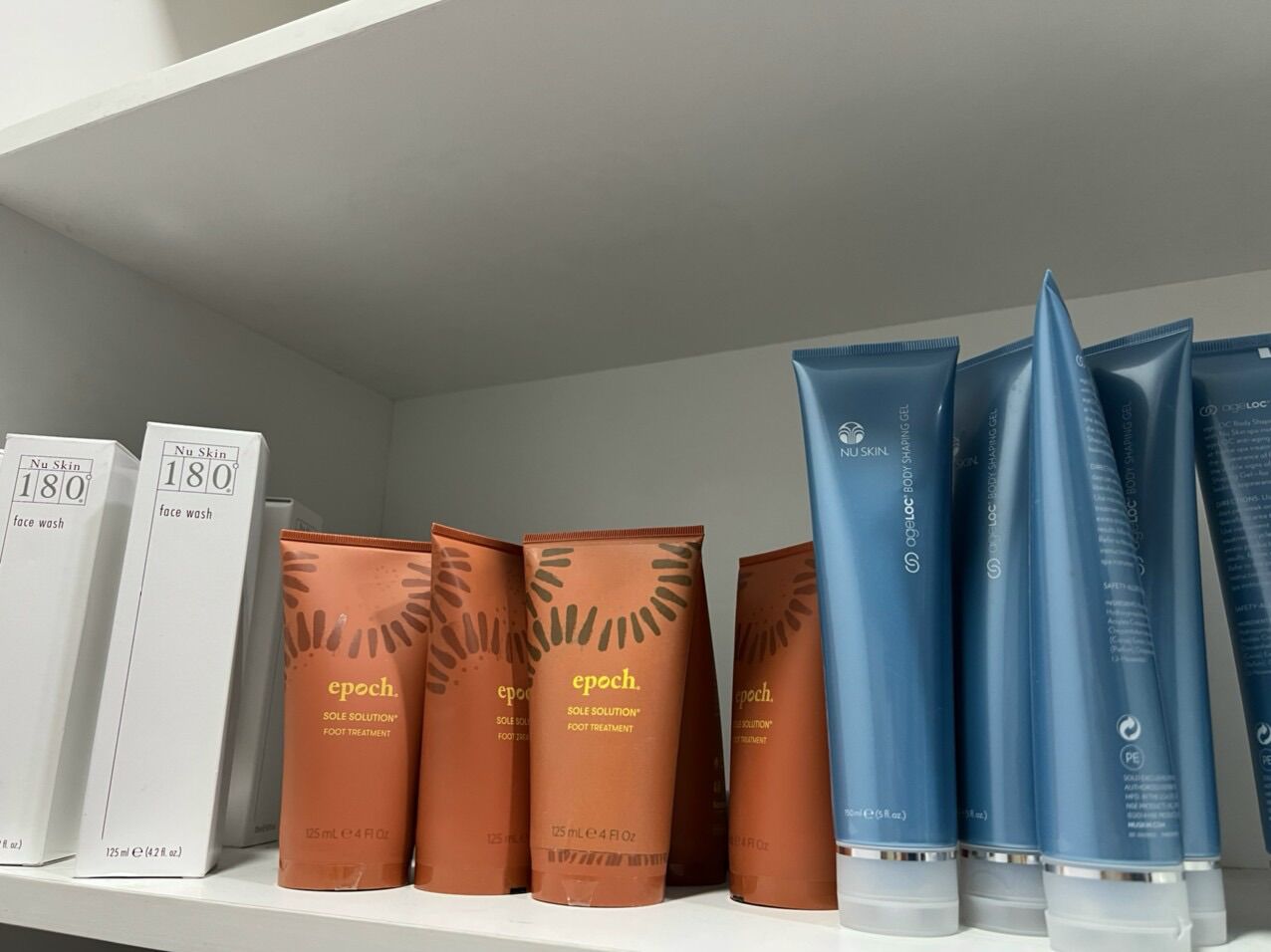 kem tri nứt gót chân Nuskin Epoch Solution treatment nứt gót chân