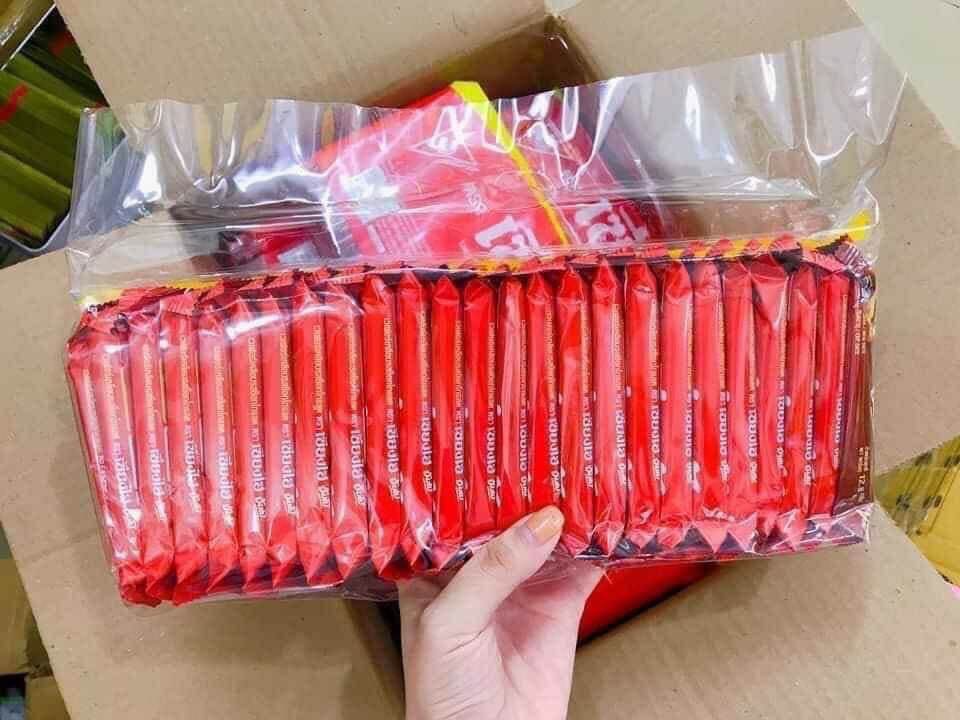 [HCM]bánh xốp phủ kem