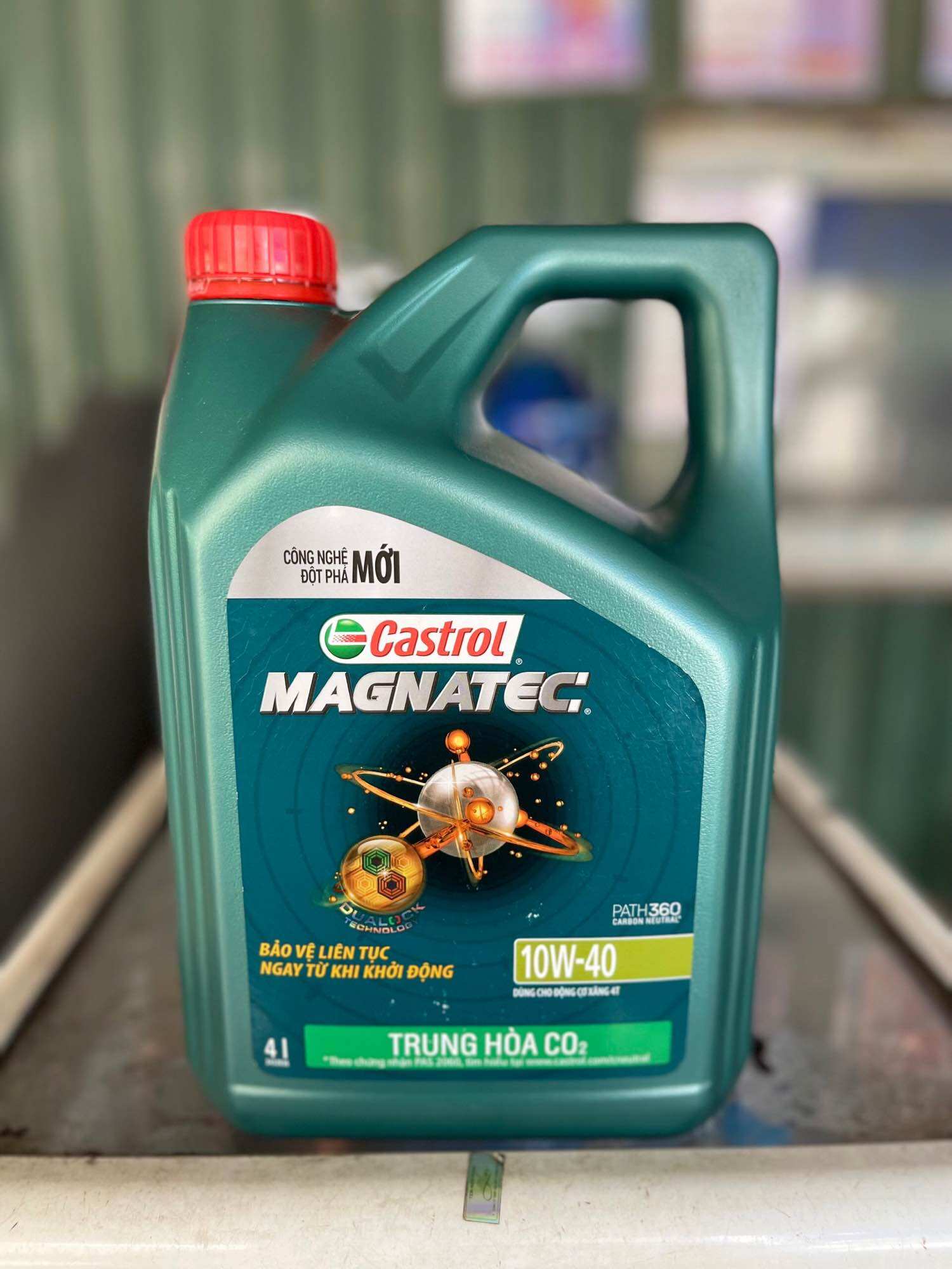 DẦU CASTROL MAGNATEC 10W-40( Giá ưu đãi)