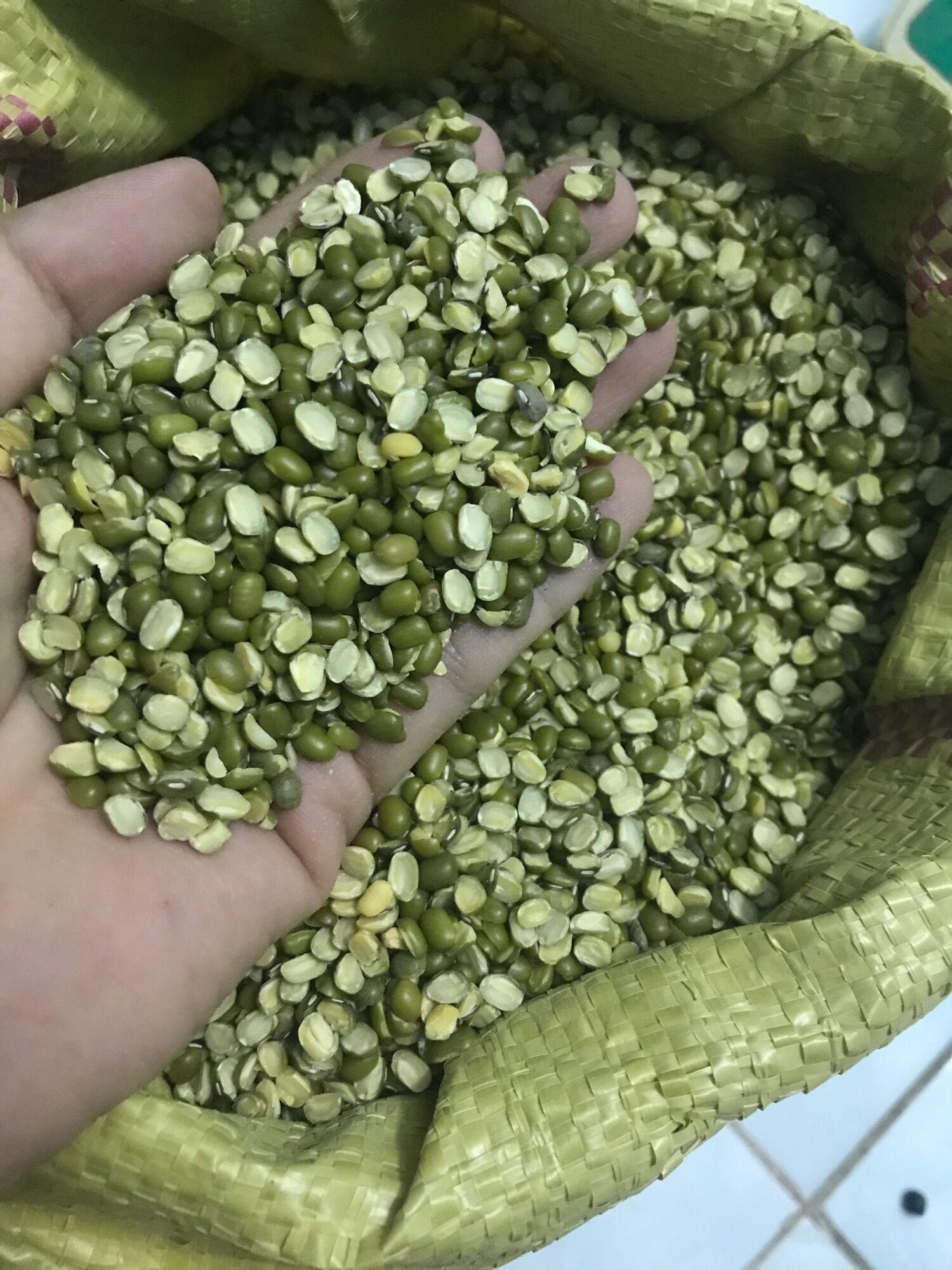 Đậu xanh cà còn vỏ gói 500gr