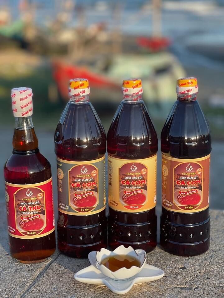 Nước mắm nguyên chất cá cơm ba làng