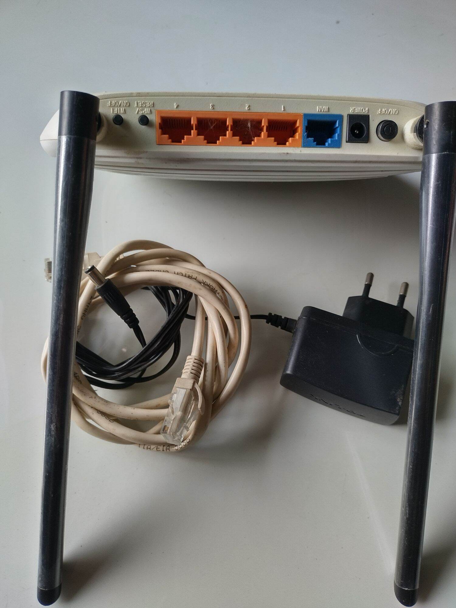 cục wifi tp link 2 râu( đã qua sử dụng)