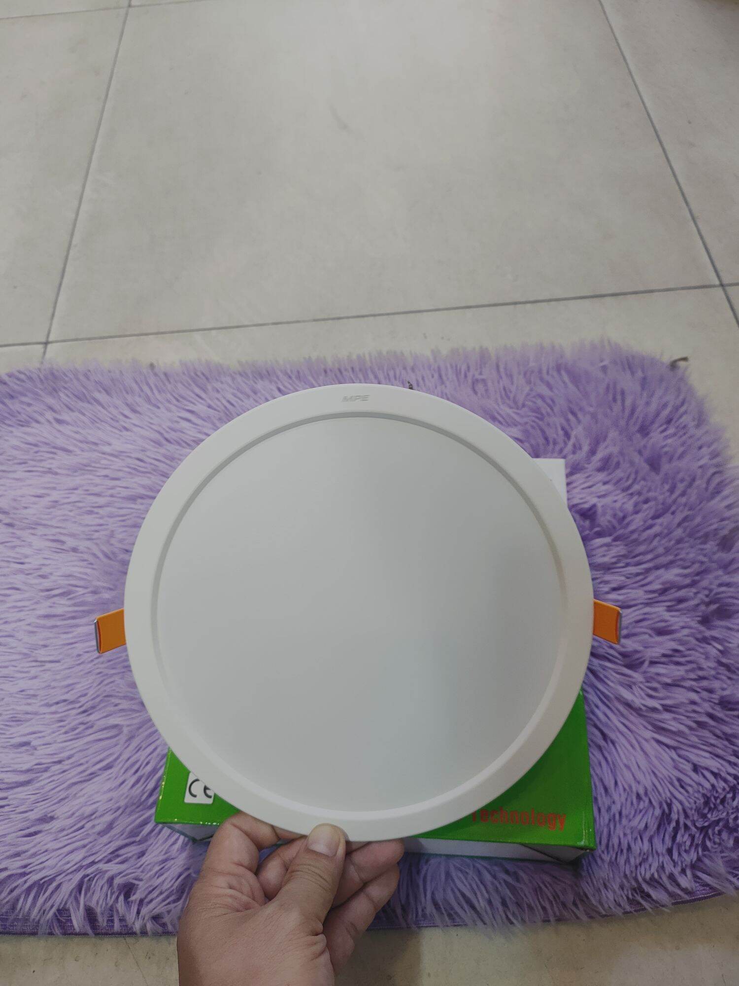 Đèn downlight Âm trần d200/216-18w MPE chính hãng