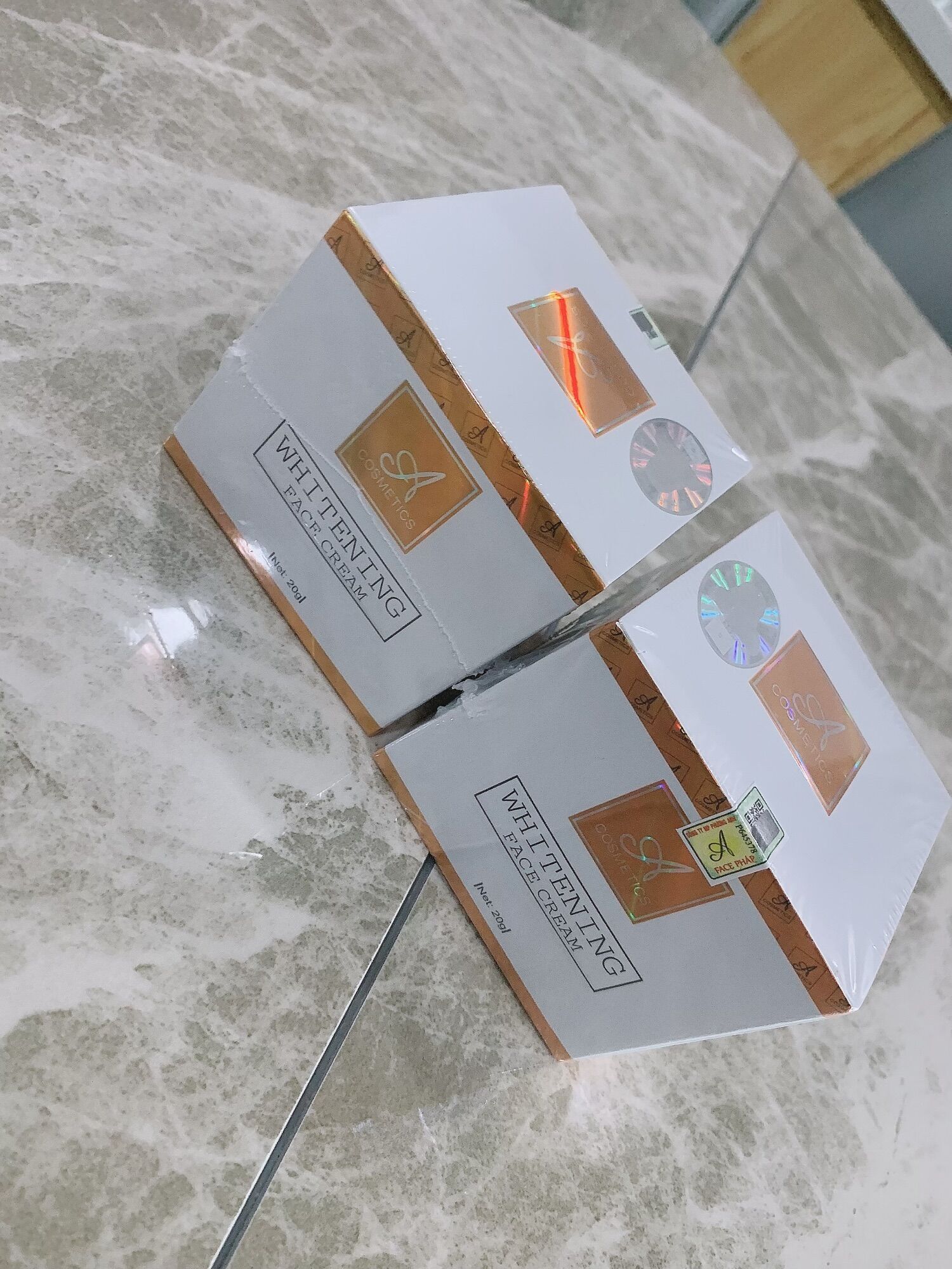 kem dưởng mặt face pháp