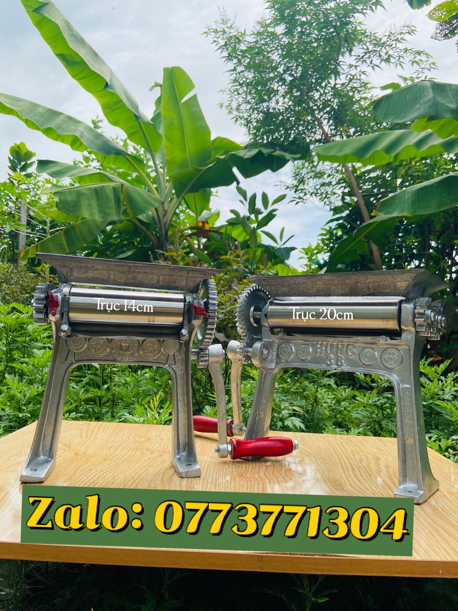 Máy cán khô mực - máy cán làm mềm mực nướng - Trục bọc inox 14cm - Máy cán khô mực bằng tay giá rẻ