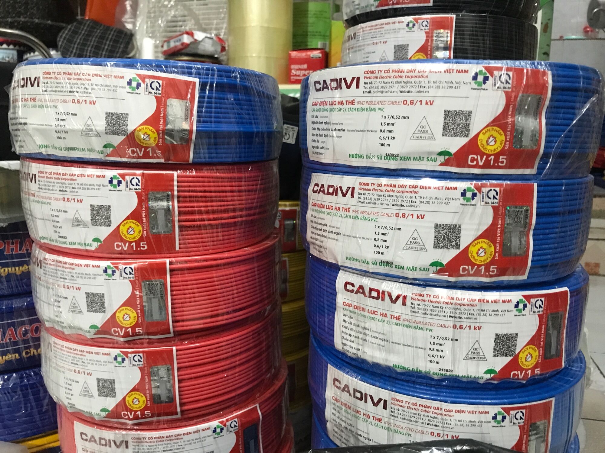 Dây điện Cadivi CV1.5 đơn 7 sợi (cuộn 100 mét)