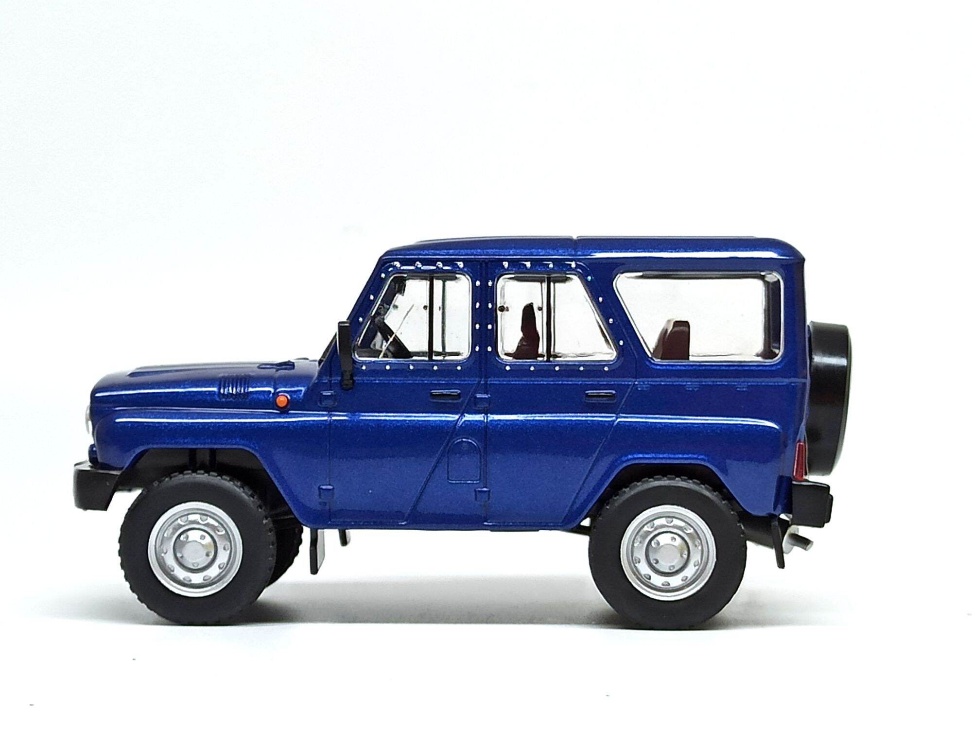 Mô hình xe Uaz Hunter