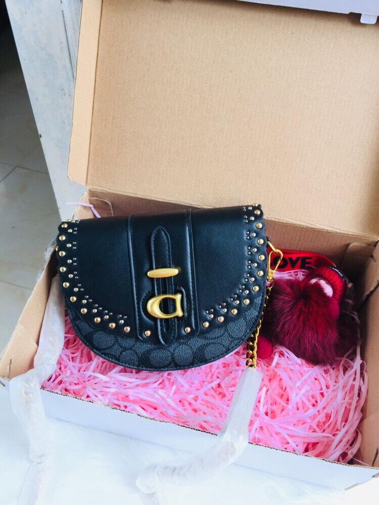 Túi đeo chéo Coach size 20
