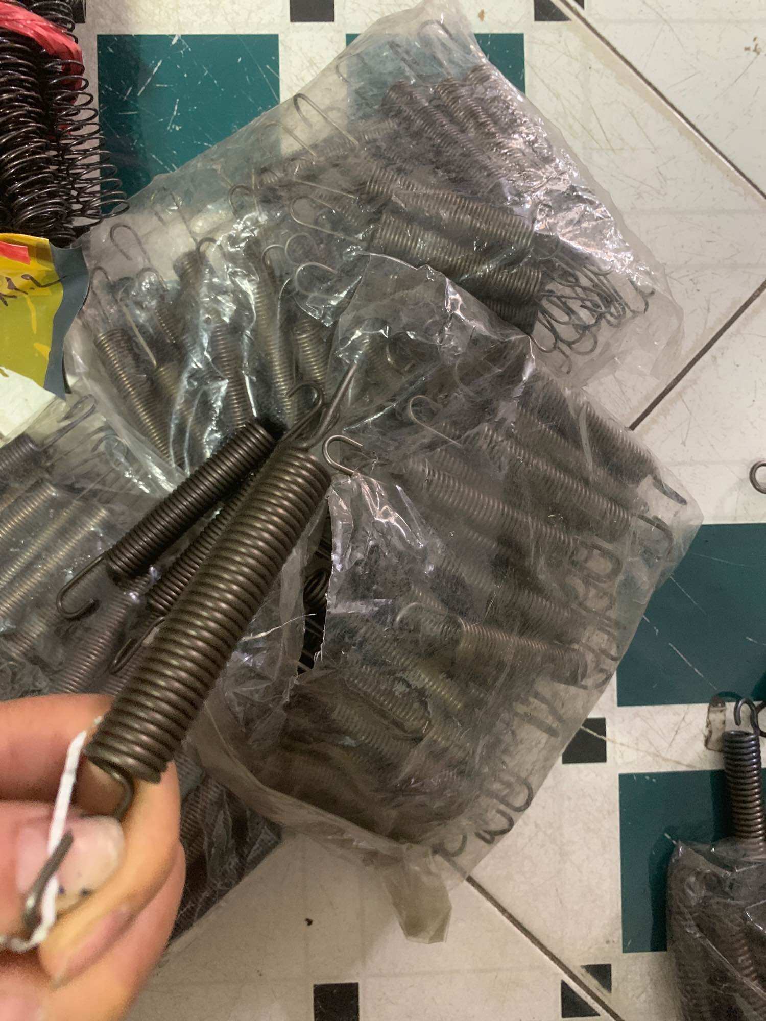 Lò xo kéo phi 14 (sợi 2mm ;3mm dài 120mm)👍👍👍