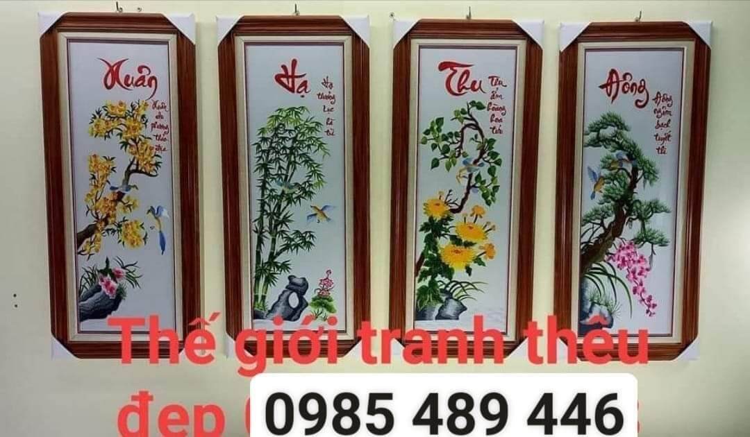 Tranh thêu tứ quý tùng cúc trúc mai có 2 loại đã lên khung vân gỗ sang trọng hiện đại các bác về chỉ việc treo và loại chưa khung tranh bao đẹp sang xịn kttp38*86*4buc