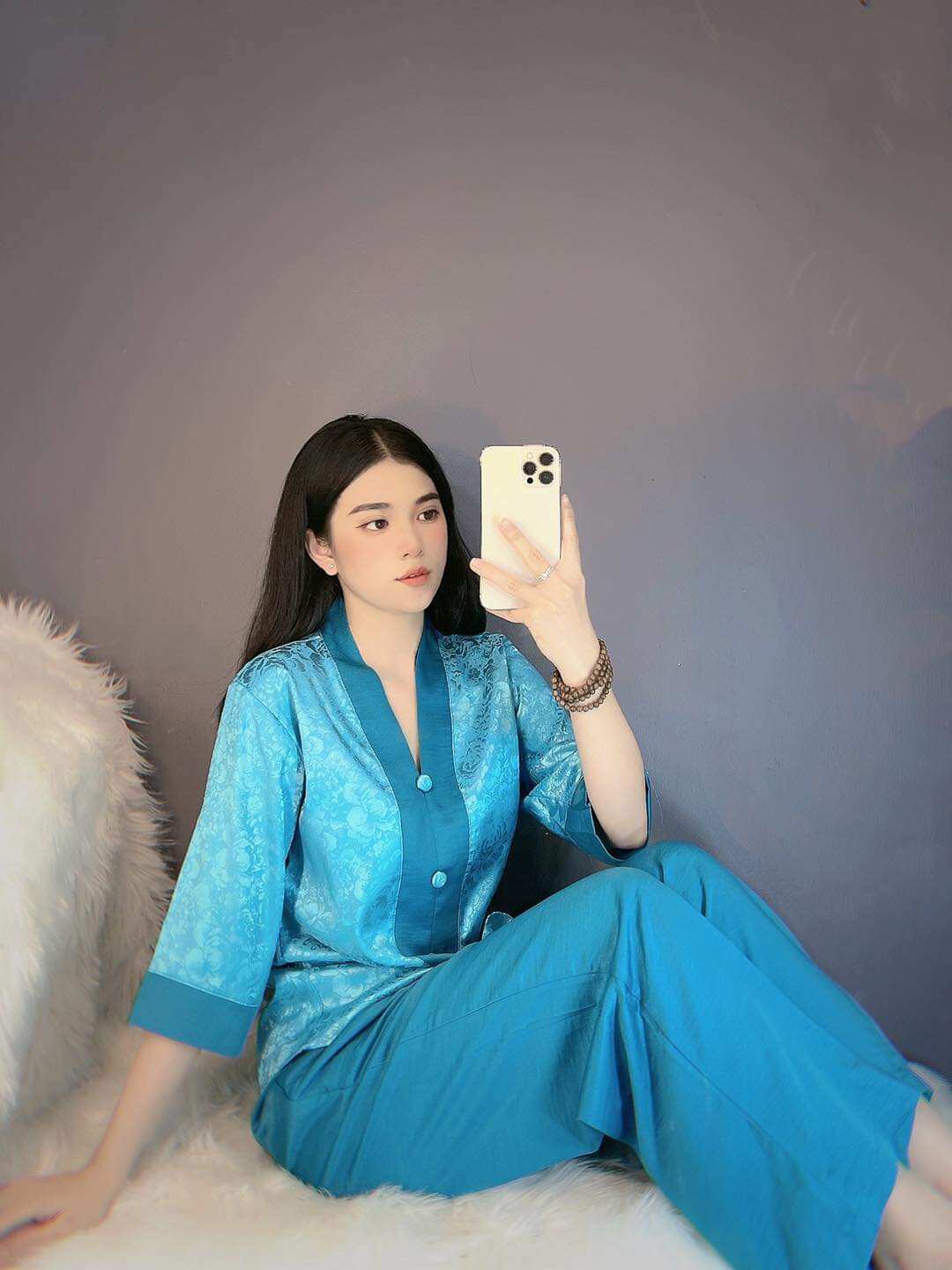 ĐỒ LAM ĐI CHÙA MẪU NỮ BÀ LAI LỤA CAO CẤP