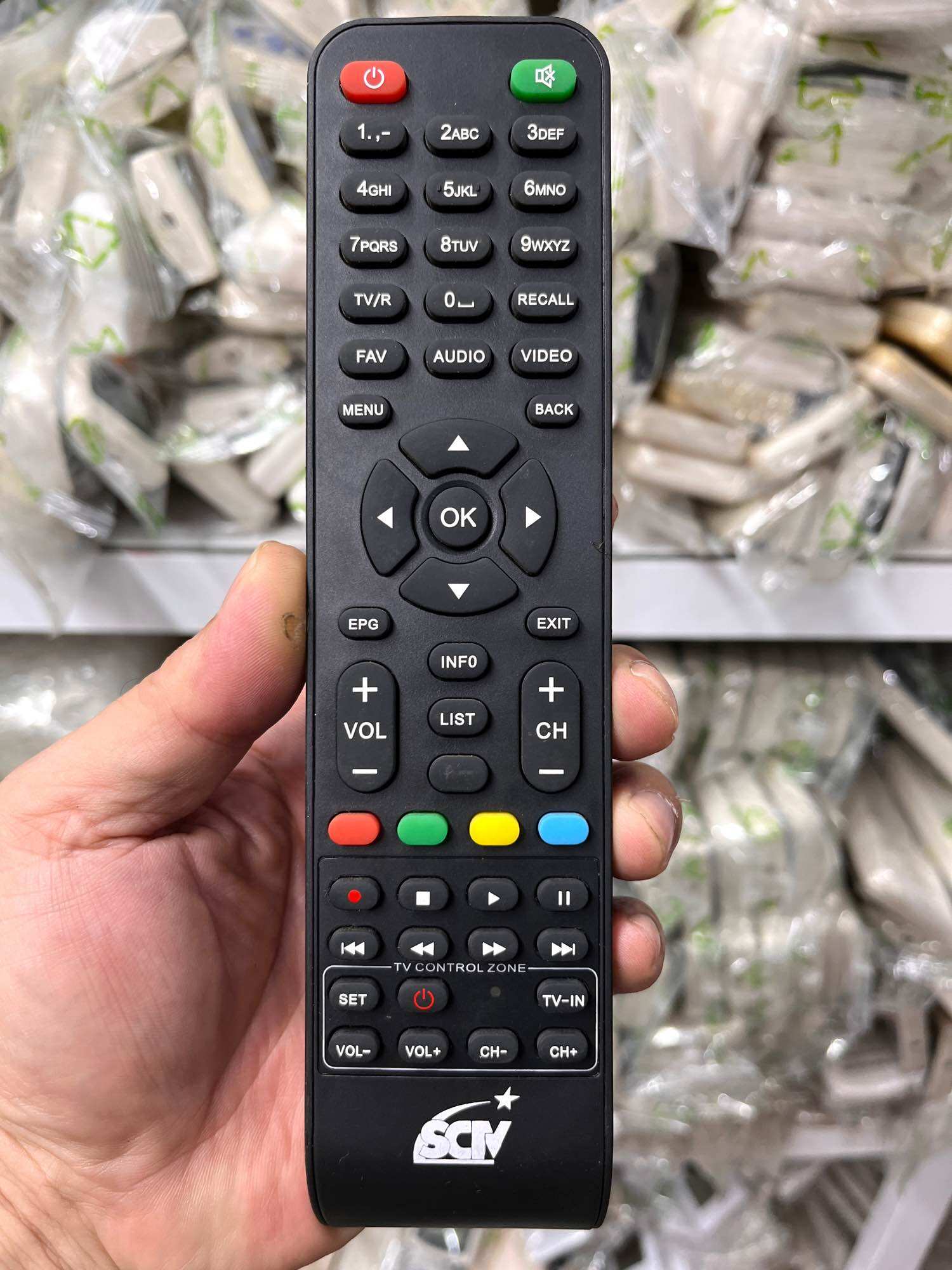 Điều khiển đầu thu SCTV hàng chính hãng.