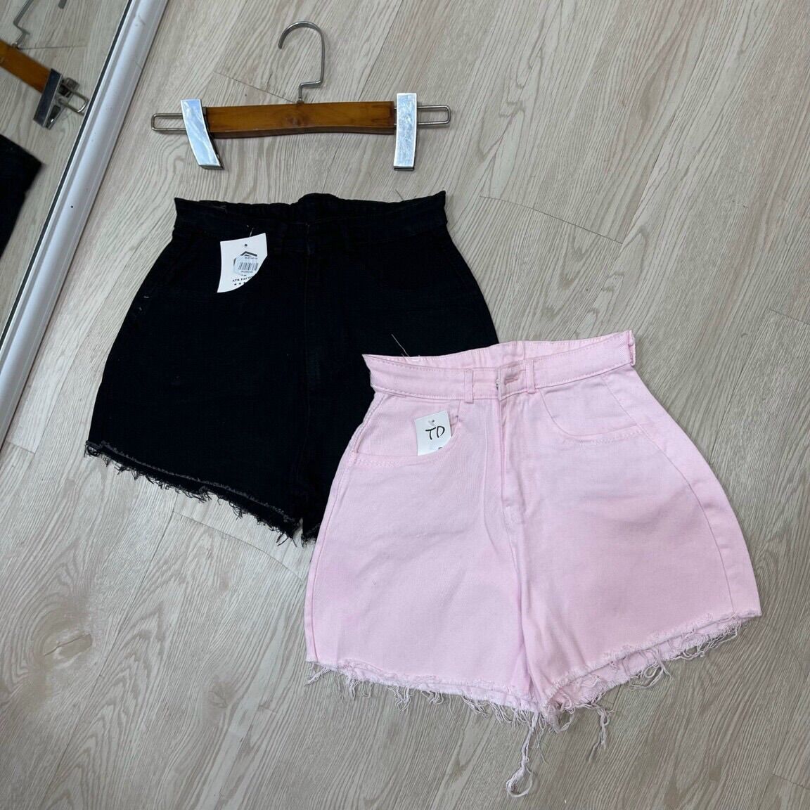 Quần jean suông mẫu rách hàng đẹp chuẩn shop ảnh thật