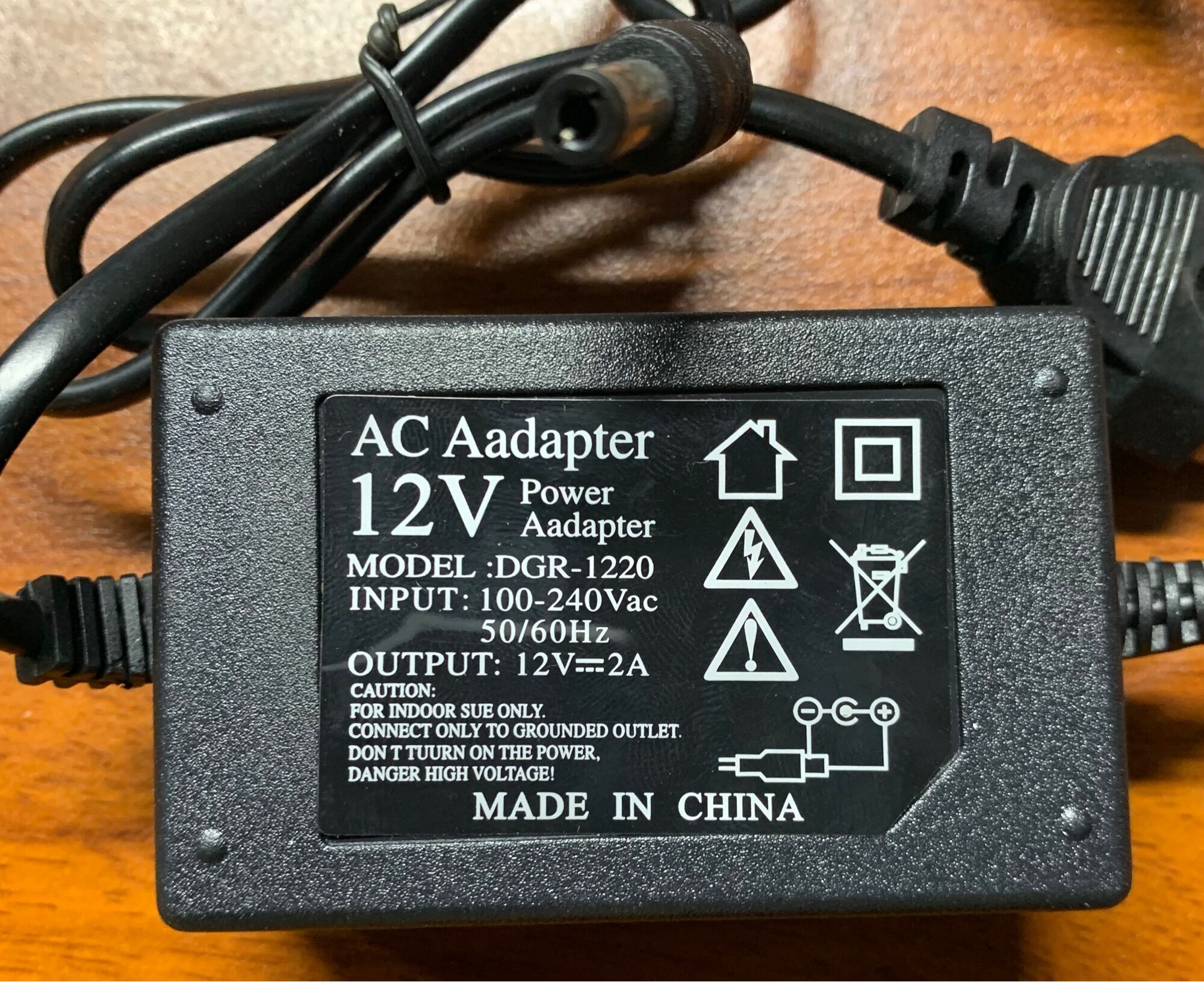 12v2a adaptor 2 dây bảo hành 24 tháng