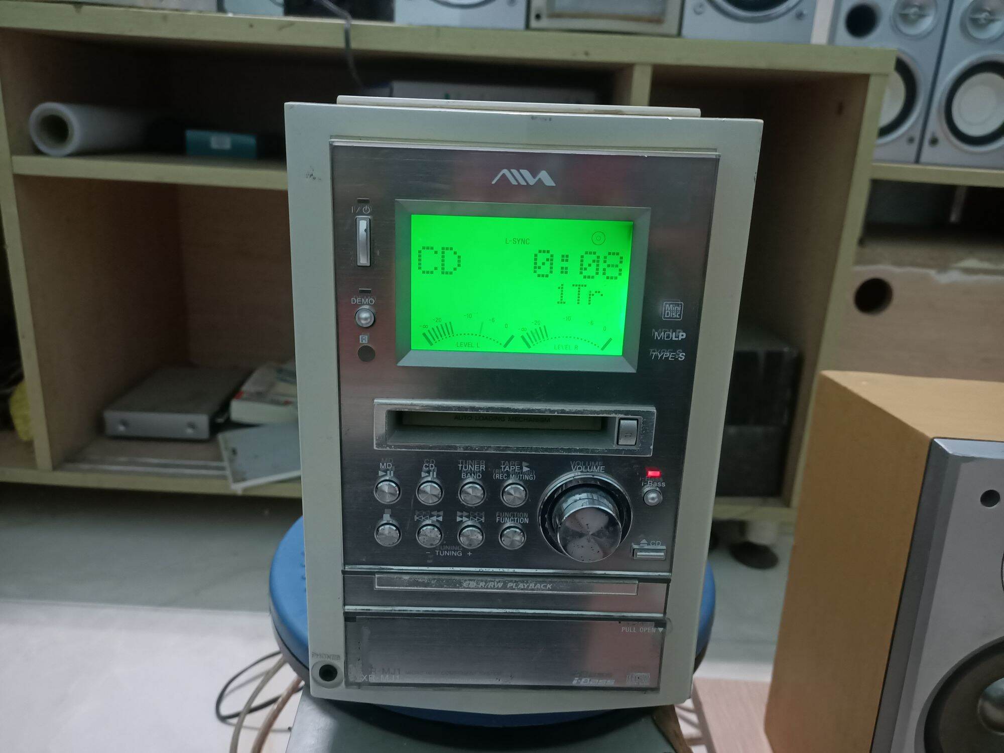 Cục công suất dàn mini Aiwa mj1 Nhật bãi. chạy CD, AUX, FM. điện 100V