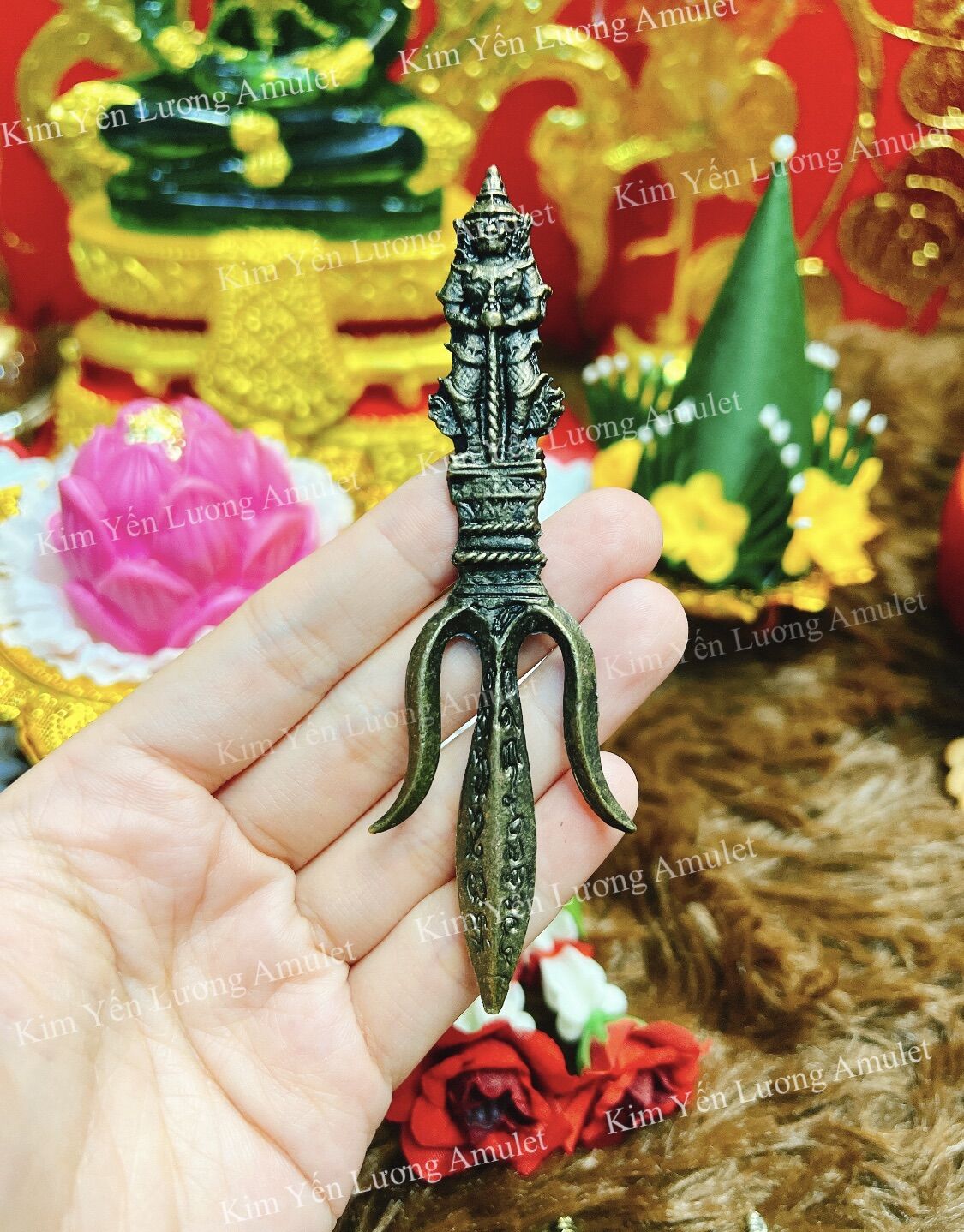Đ.a.o ch.ém vía th.ần t.ao thái lan
