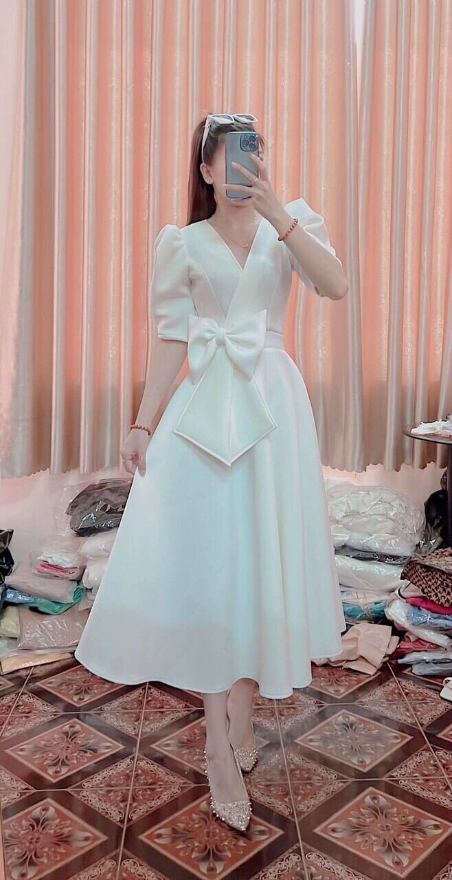 Đầm xòe tay lỡ nơ eo