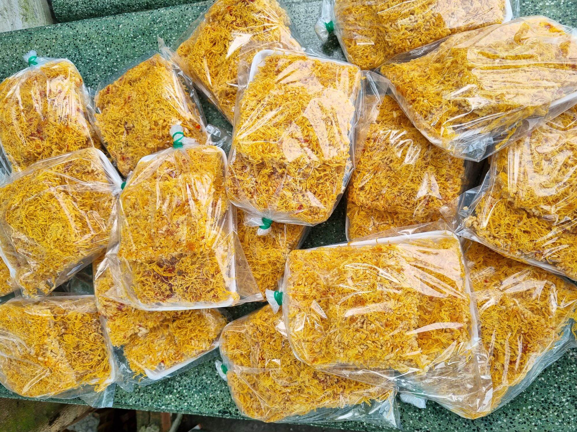 CƠM CHÁY SIÊU CHÀ BÔNG GÓI 3 MIẾNG