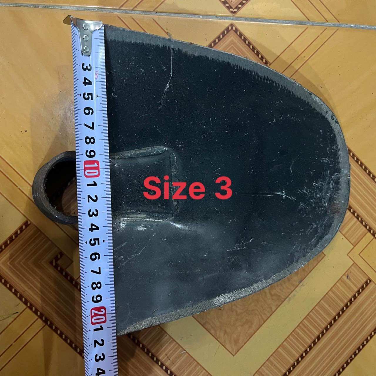 Lưỡi cuốc đất, lưỡi cuốc làm vườn đủ size làm từ thép dày dặn