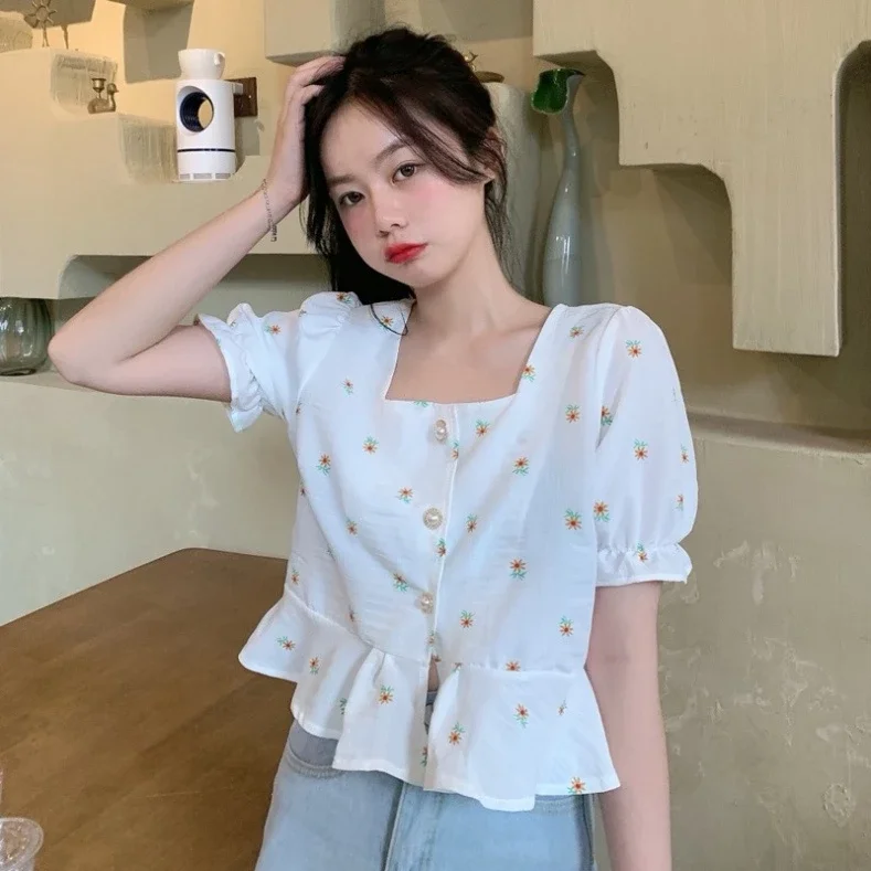 Áo kiểu tay ngắn cho nữ